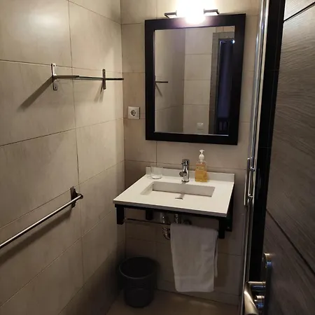 Farm stay L'olivera Castellbisbal